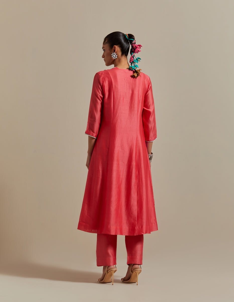  CY Vinusto Pink Embroidered Chanderi Kurta Set With Dupatta Back 1