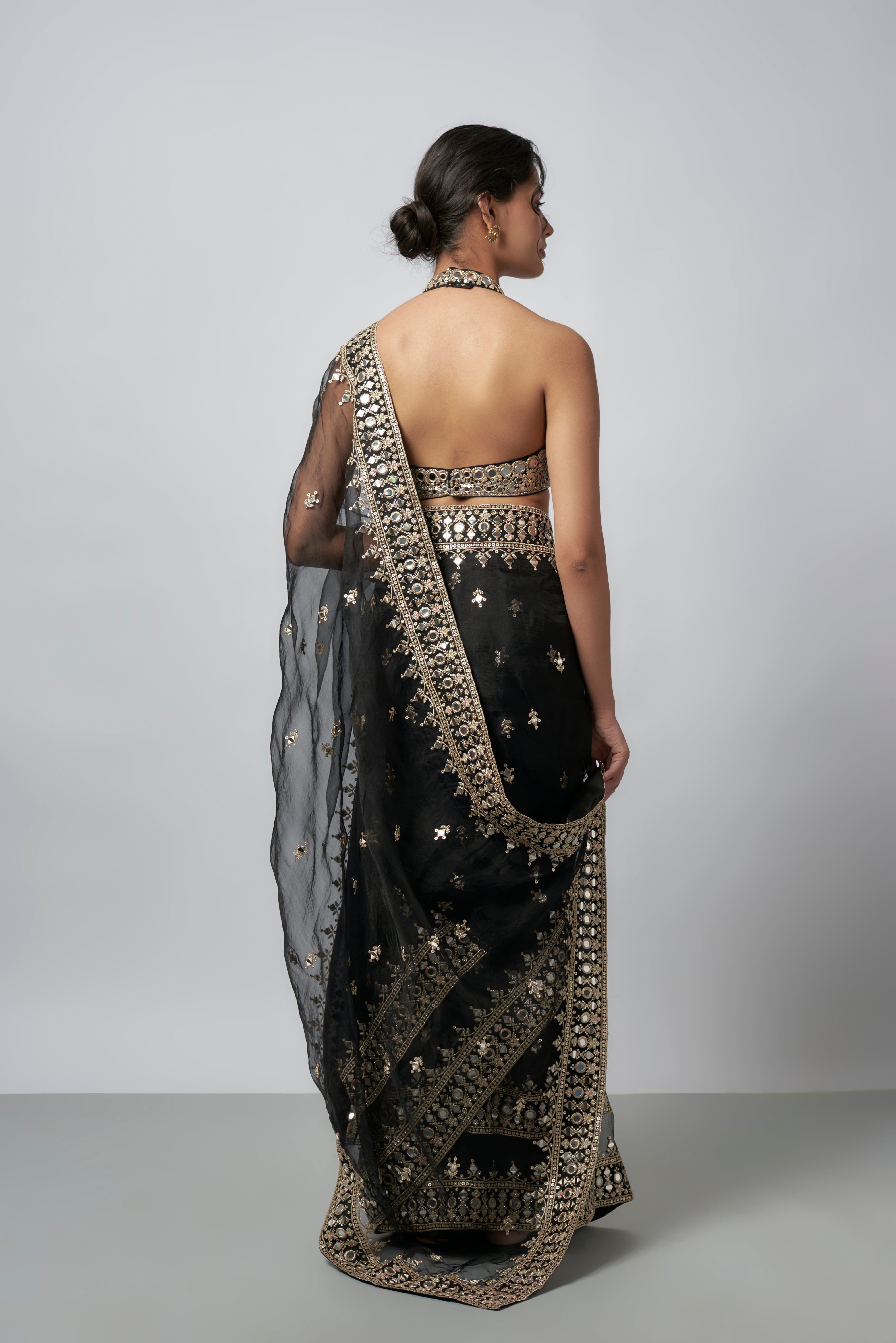 CY Gopi Vaid Abhinaya Saree Set Back 1