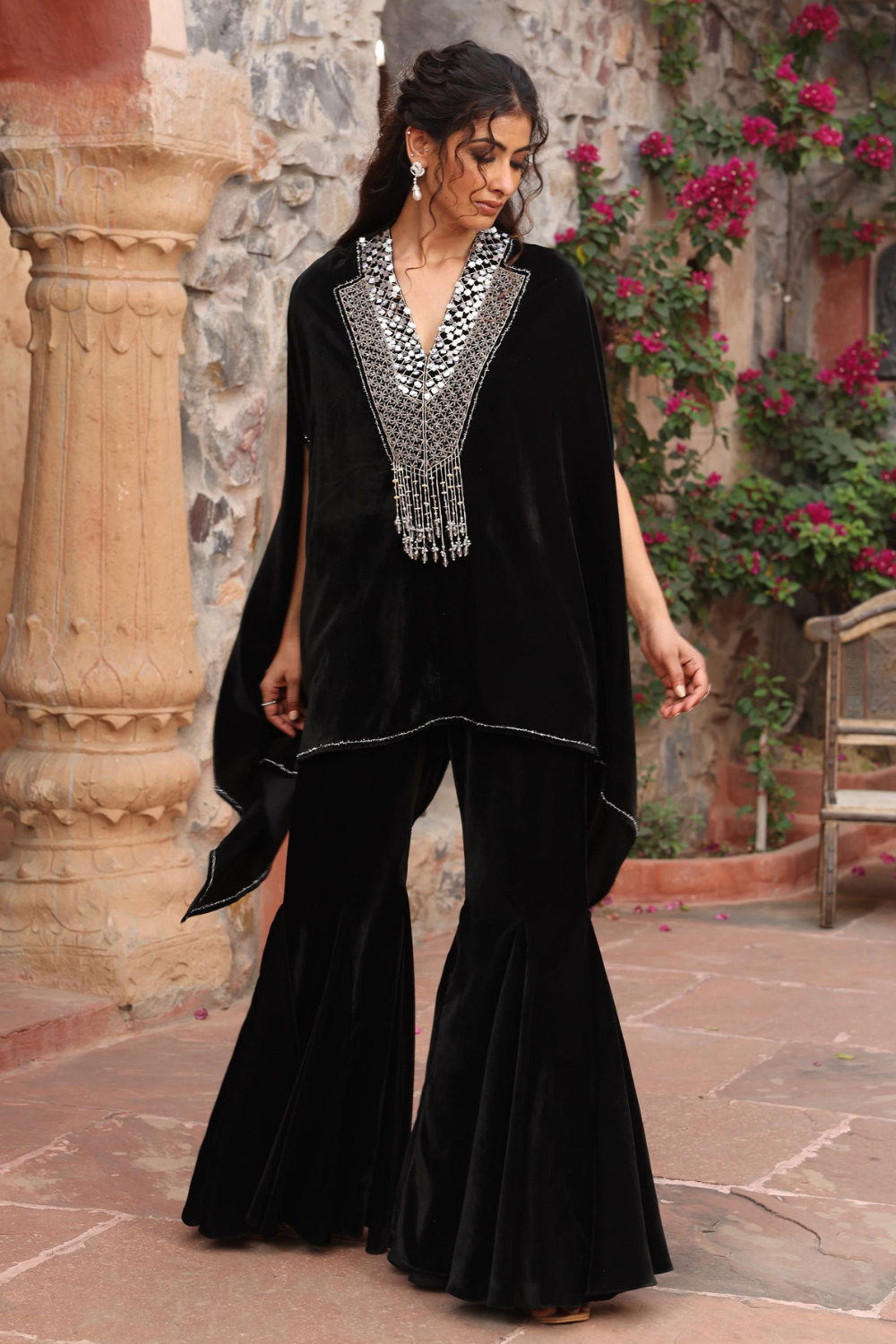 Black Cape Set - RTS