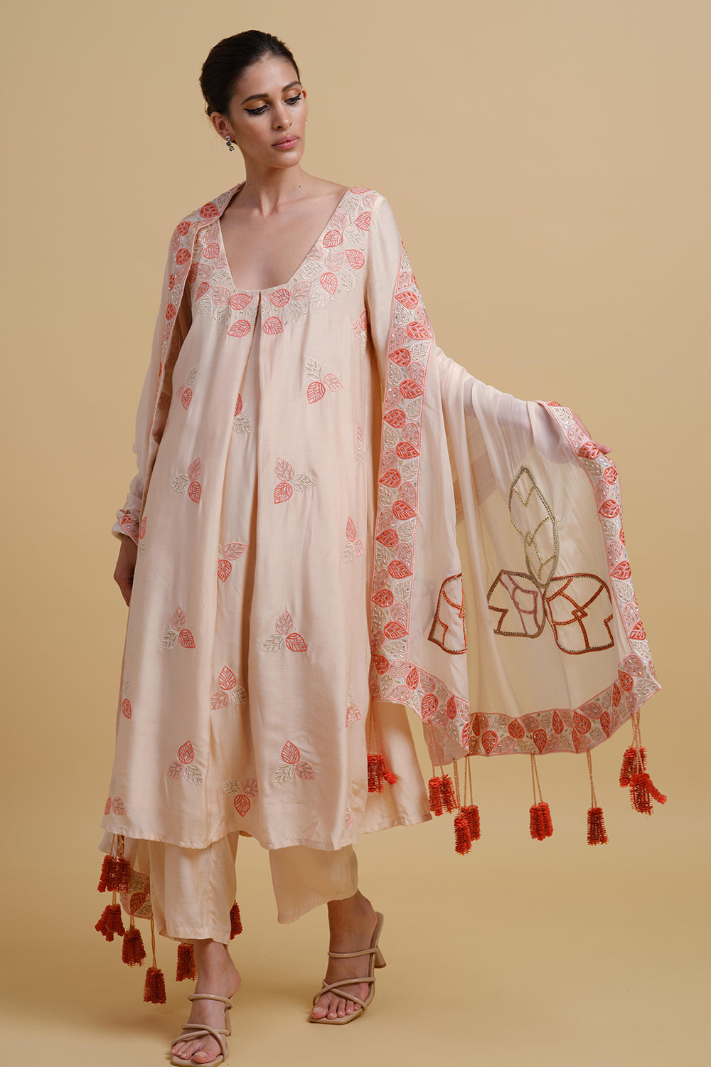 Manohara Kurta Set