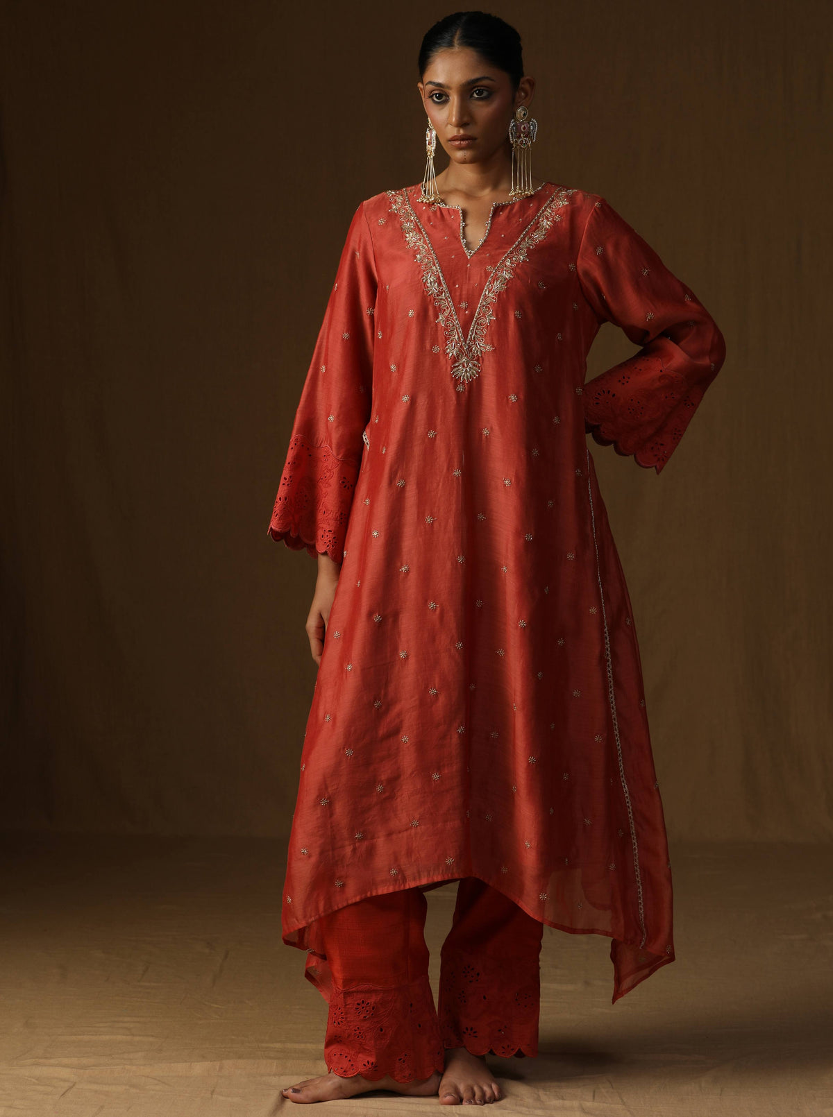 Sakhi Noor Narangi Kurta Set