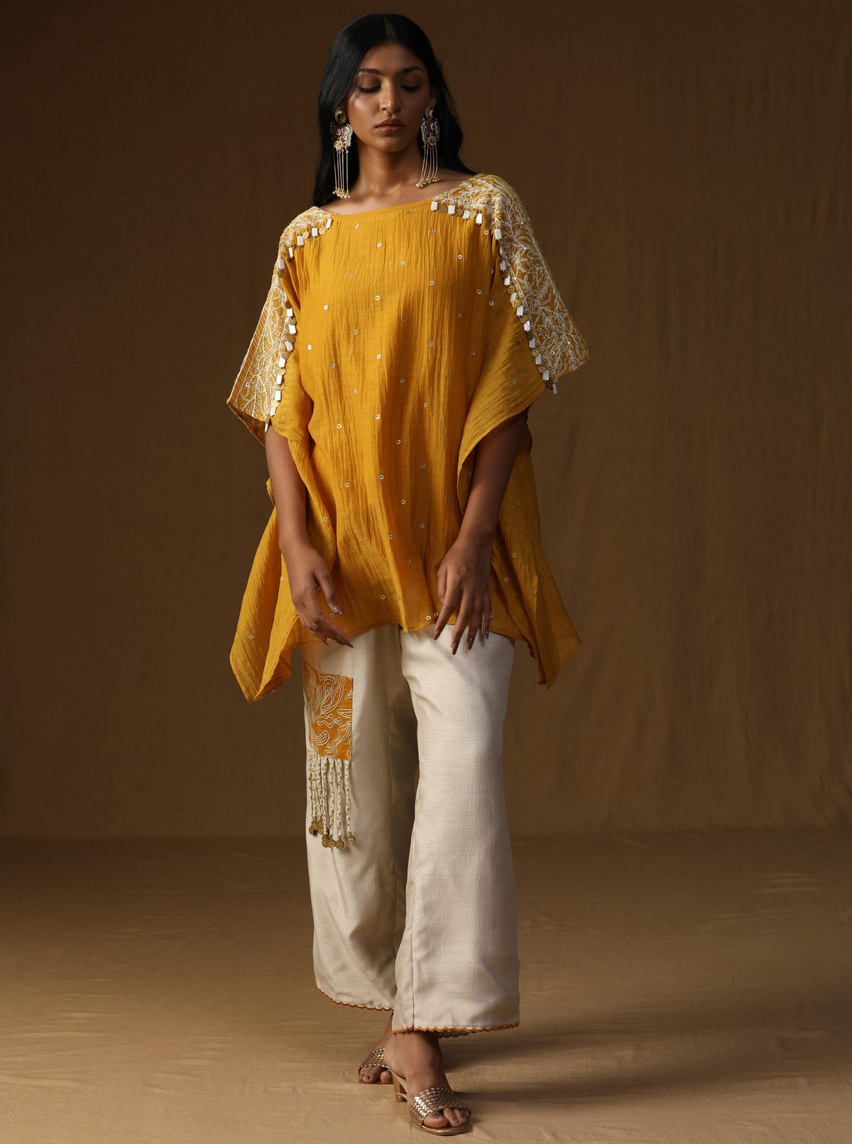 Noorika Set-Sunehri noor