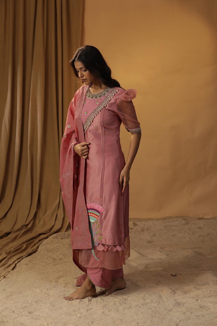 Image of CANYON ROSE BELL FLOWER HANDPAINTED SUIT SET