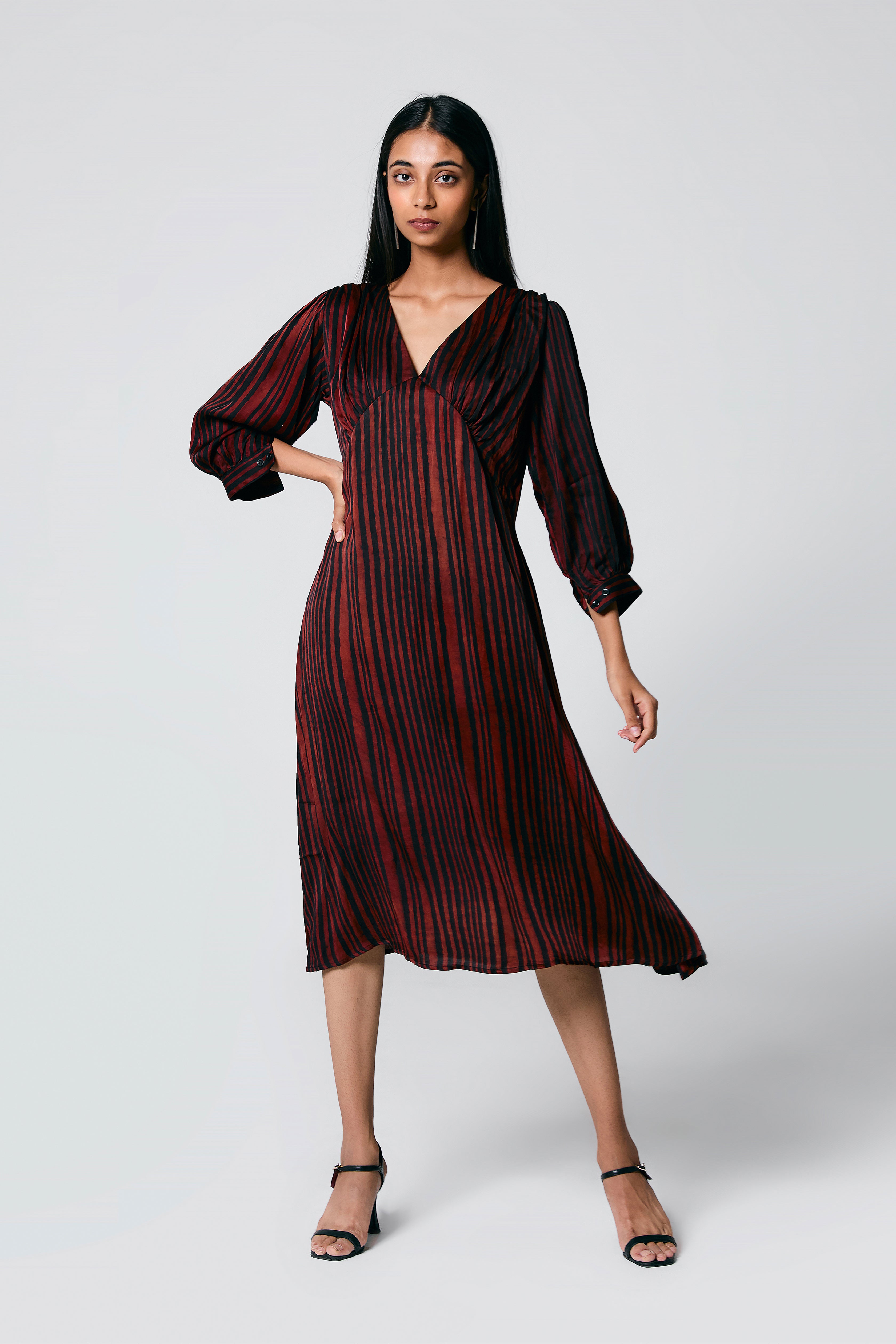 V neck dress