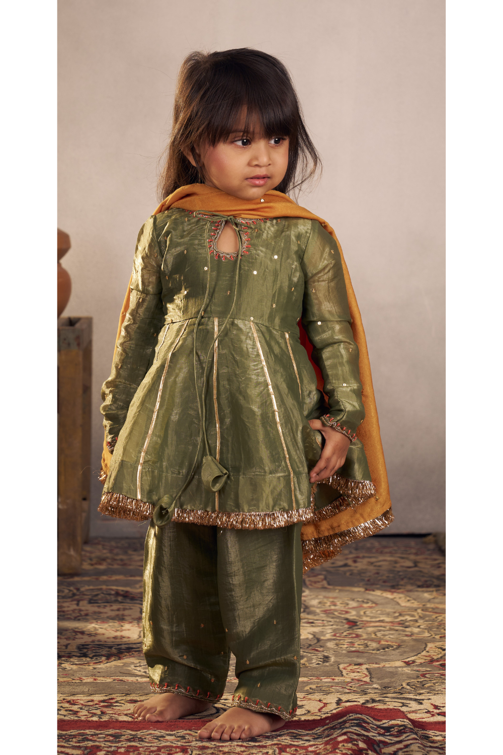 OILVE PUNJABI SET
