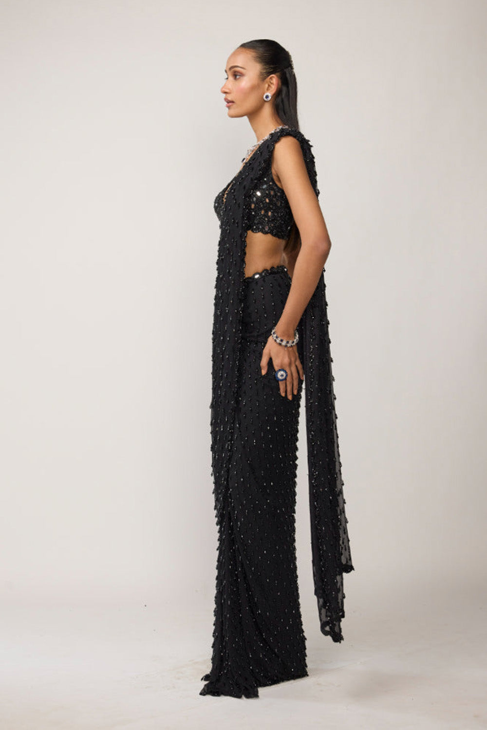 Black Single Drop V Neck Saree Set
