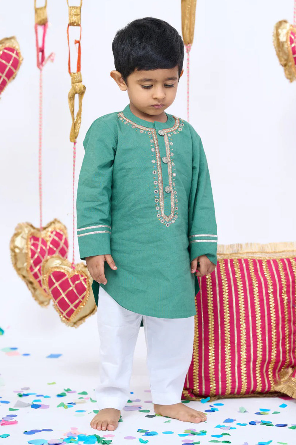 GREEN HANDOWRK KURTA SET  INTRICATE EMBROIDERY
