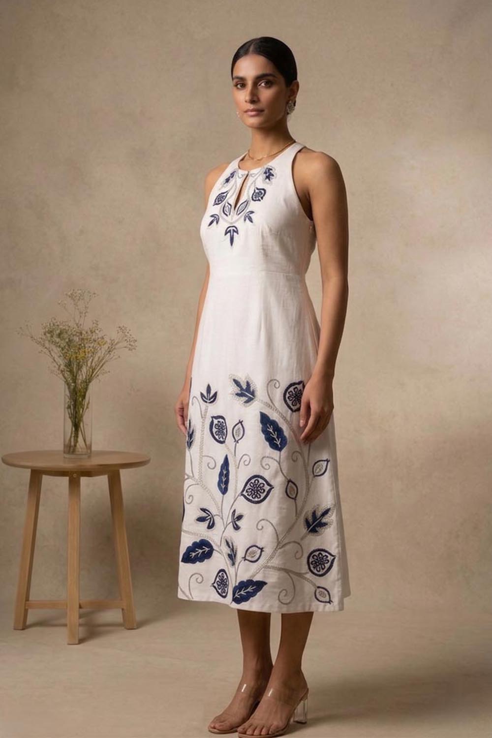 THETAA Indira -Embroidered Cotton Linen Dress