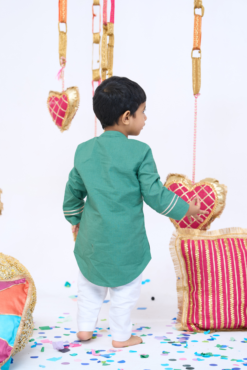 GREEN HANDOWRK KURTA SET  INTRICATE EMBROIDERY