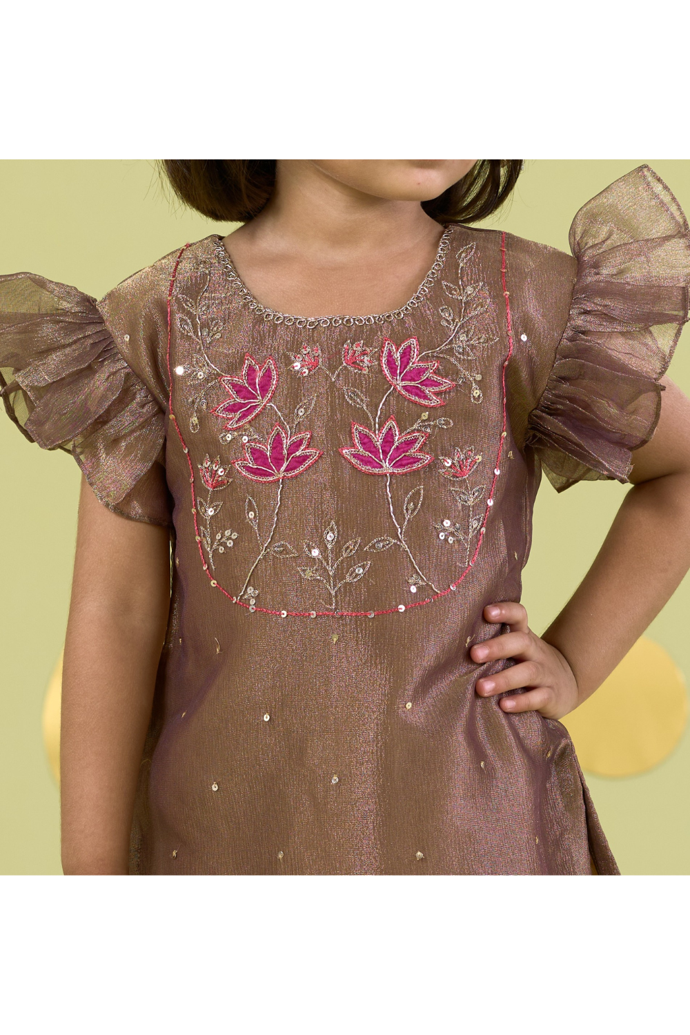 GOLDEN LOTUS SHARARA