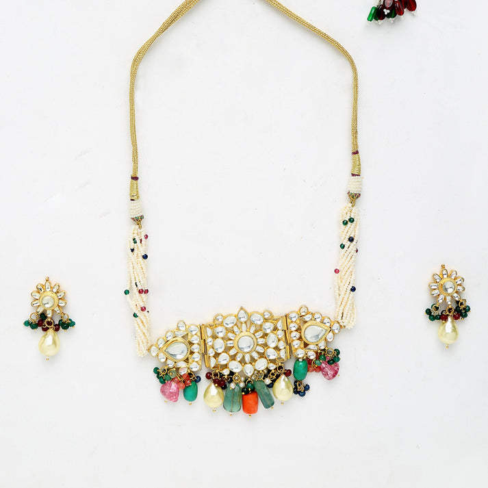 Kundan Maharani Choker With Earrings