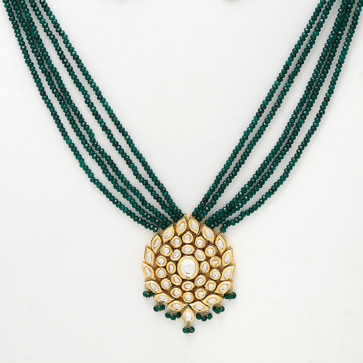 Long Kundan Neckpiece With Earrings