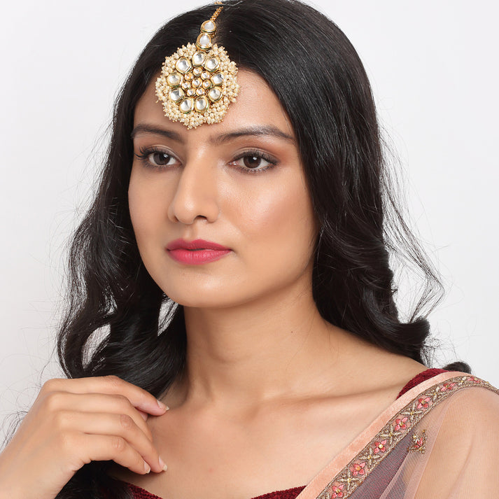 Kundan & Pearl Maang Tikka
