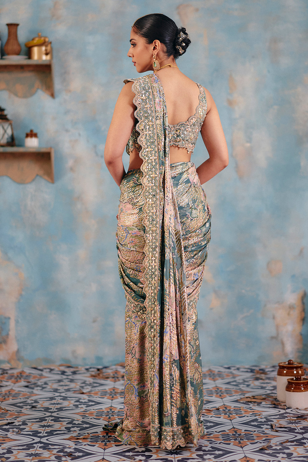 GULABI-JHALAK