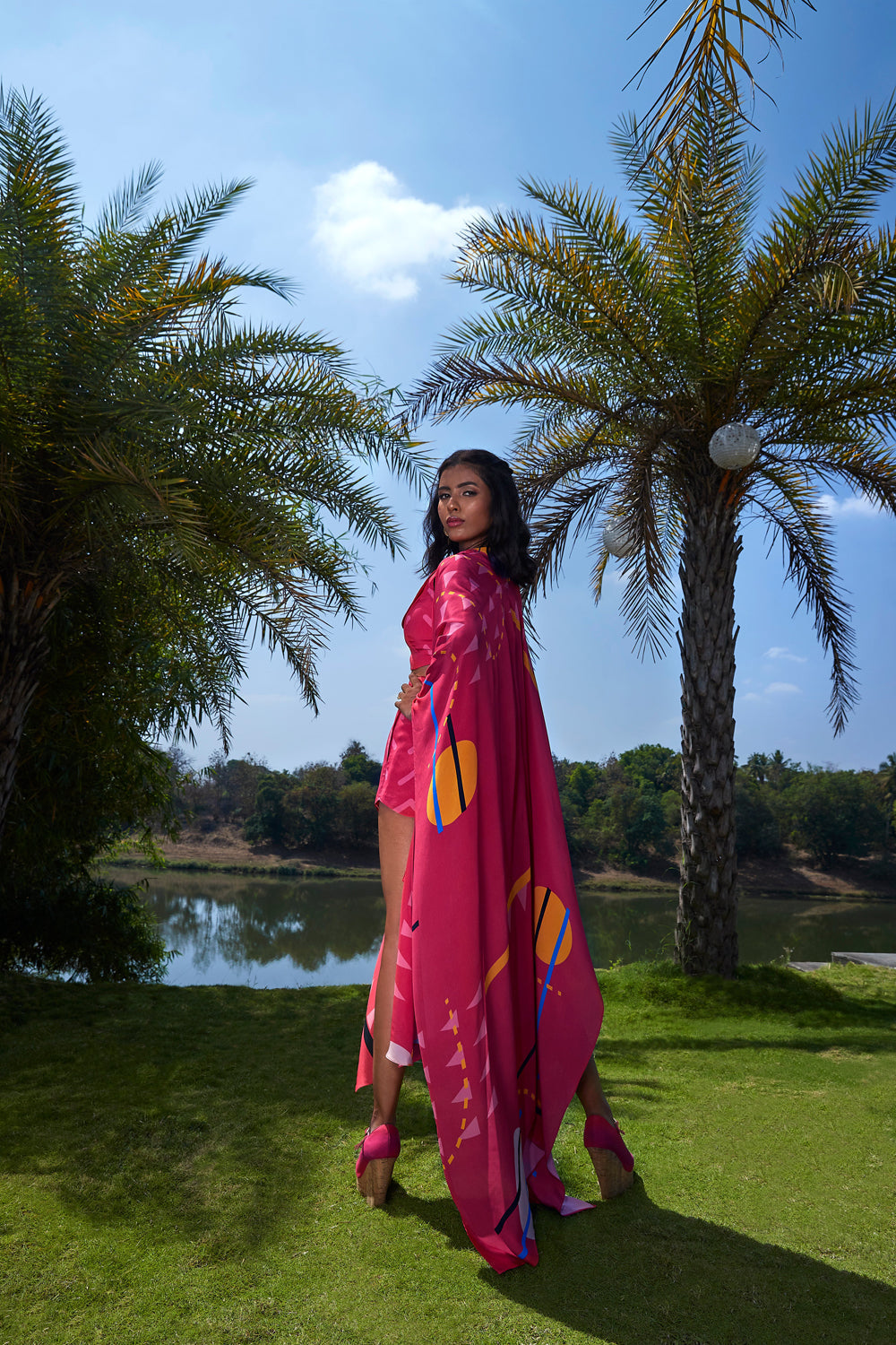 Pink Shorts Set With Throw