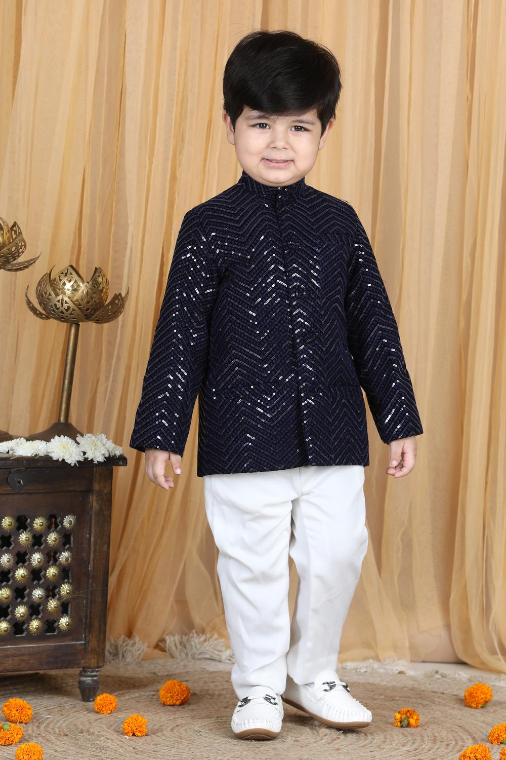 Coat With Slim Fit Pants