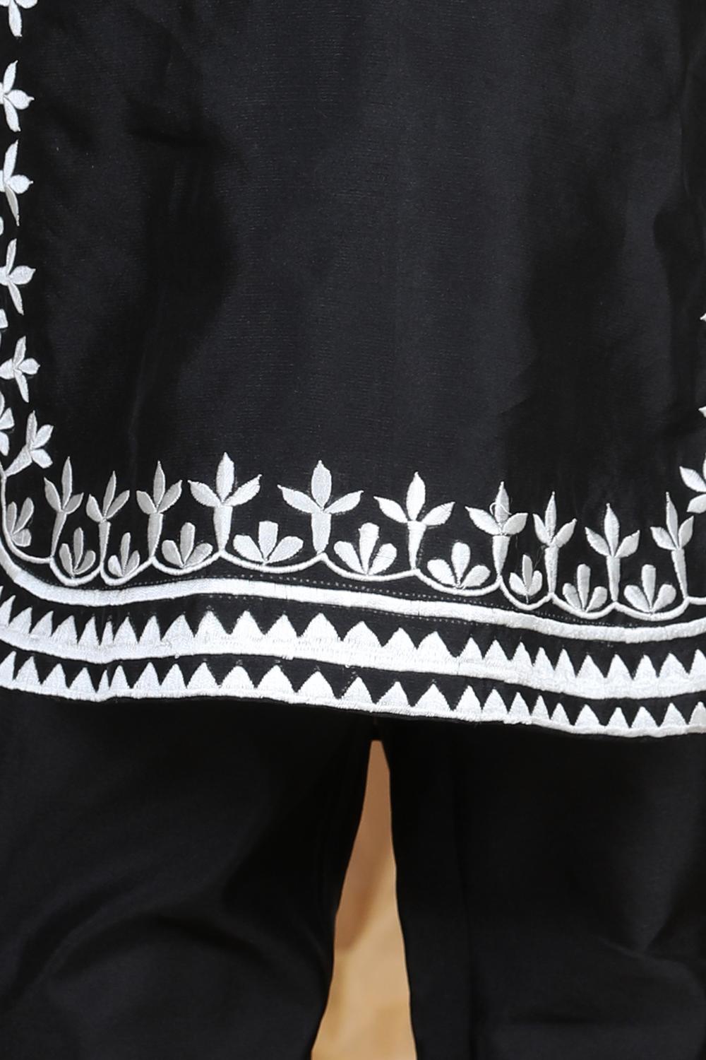 Embroidery Kurta With Pants