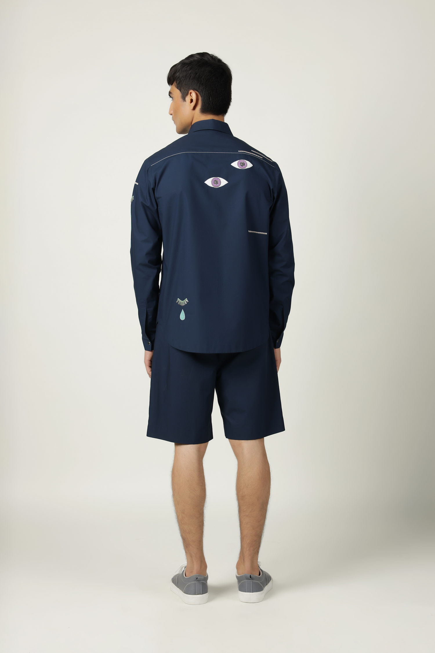 Shorts Of "(Facial Expression Shirt)"