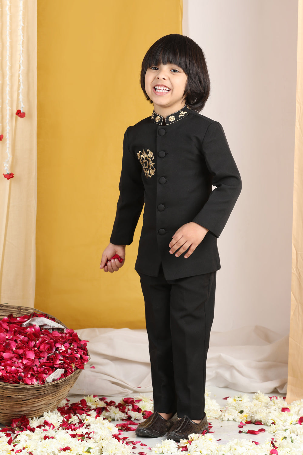 Boy Bandgala With Thread Embroidery