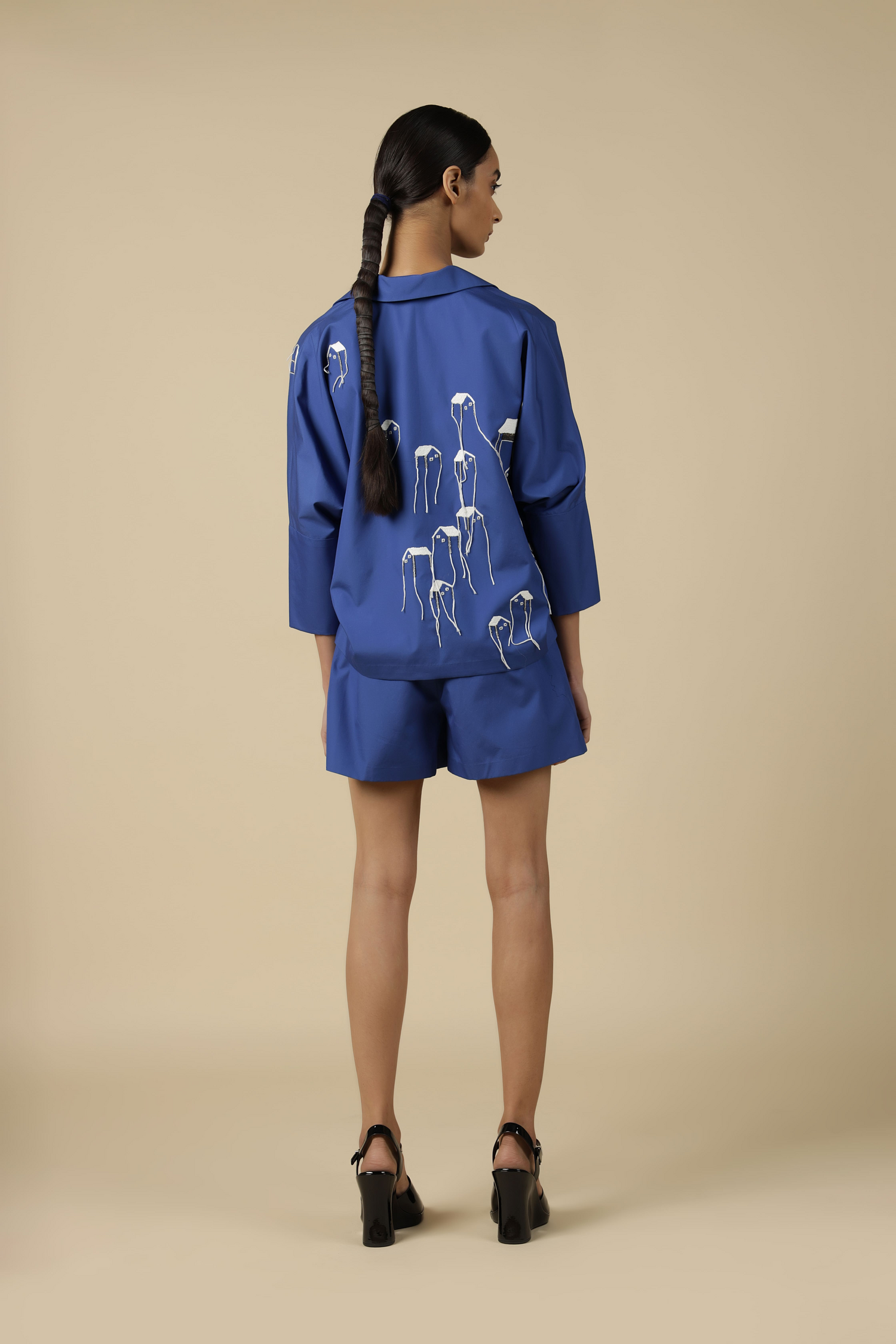 Shorts Of (Tiny House Dolman Sleeves Top)
