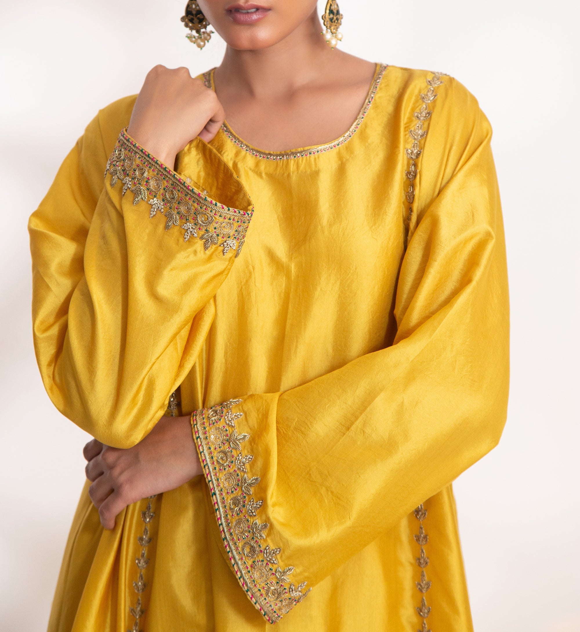 CY Chhaya Mehrotra Kanak Yellow Kurta Set Closeup 2
