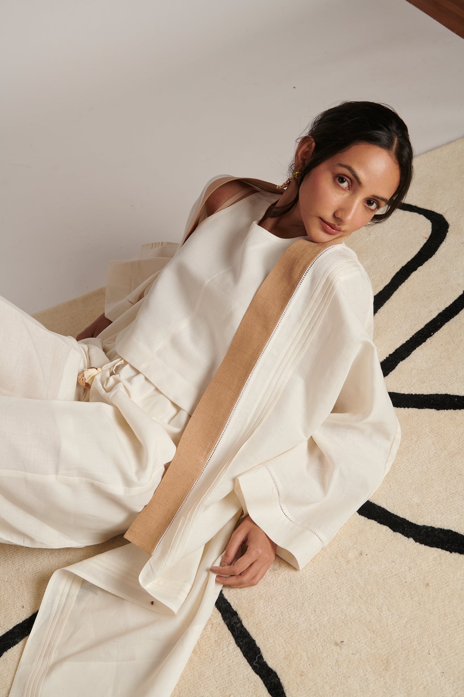 Naina Co-Ord Set  (Pearl)