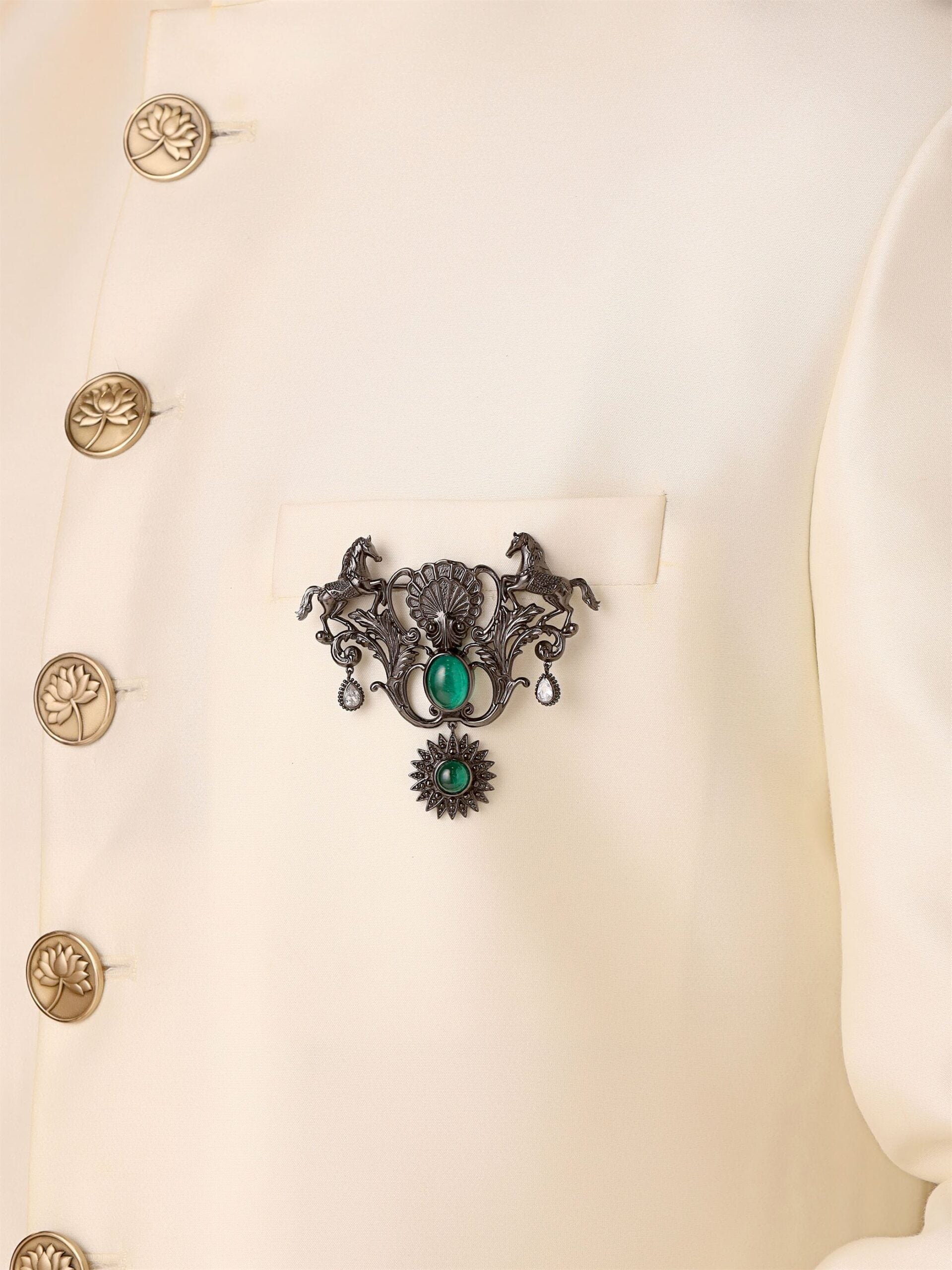 CY Cosa Nostraa Azim Sawaar Brooch Closeup 2
