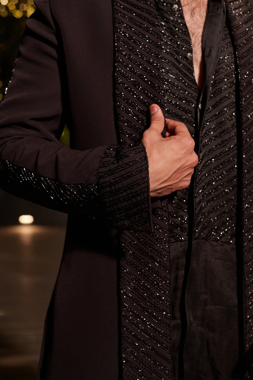 CY Jigar & Nikita Neil Jacket Set-Closeup-2