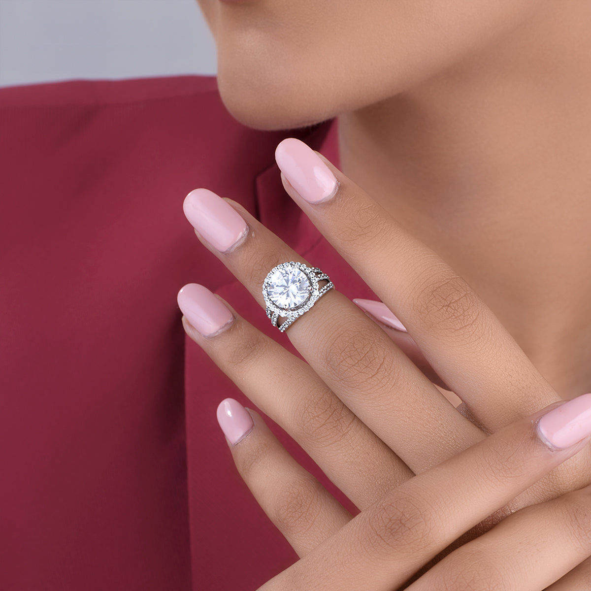 CY Diosa Paris Round Cut White Swarovski Zirconia Ring Front 1