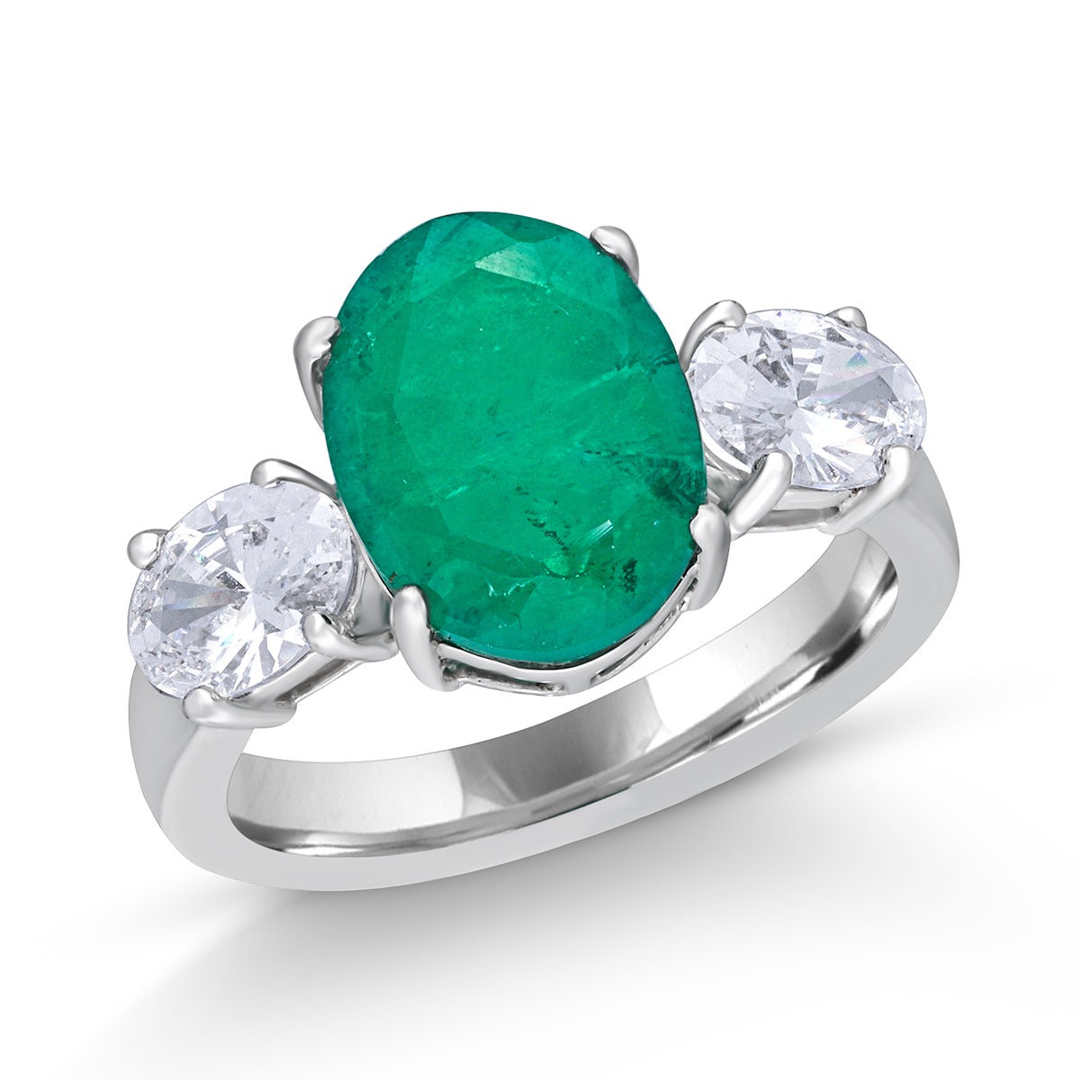 CY Diosa Paris Synthetic Oval Cut Emerald And White Swarovski Zirconia Ring Front 2