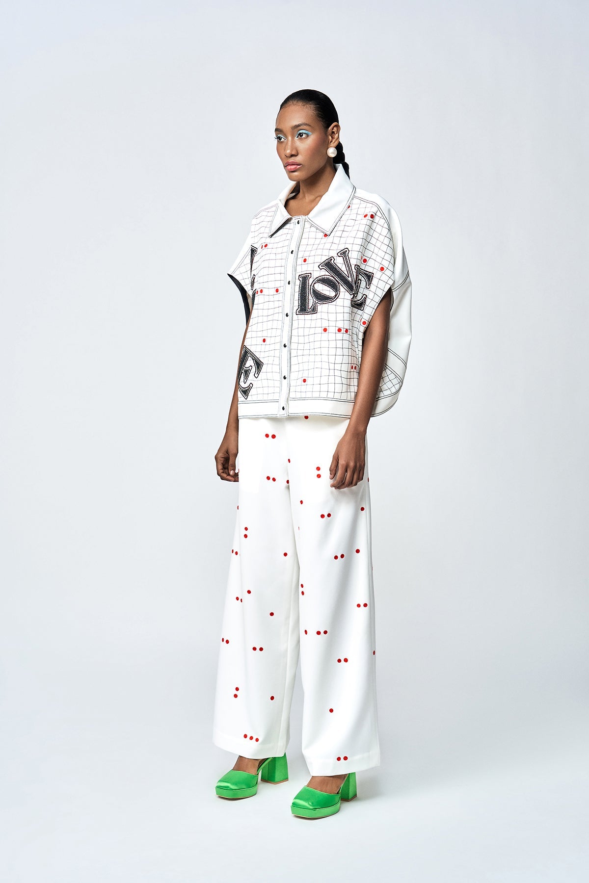 FLARED PANTS OF (LOVE CHECKS OVERSIZED SHIRT JACKET)