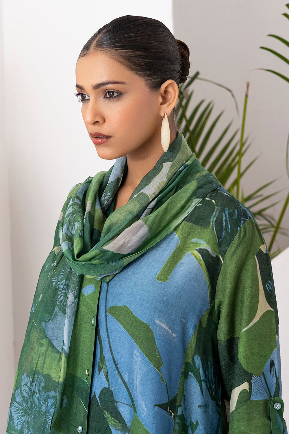 Green & Blue Thin Chanderi Printed Stole  (1 PC)