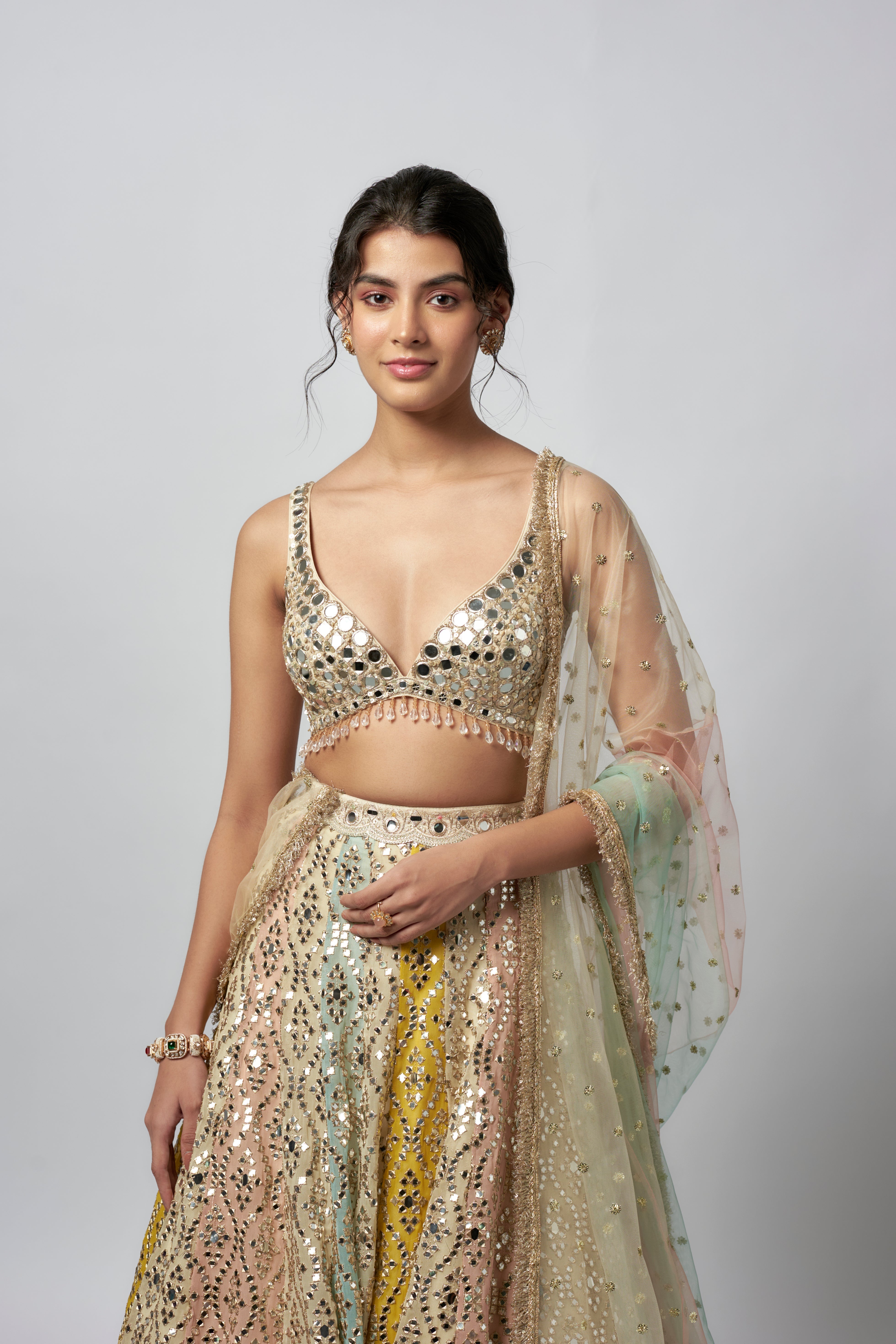 CY Gopi Vaid Ranjeeta Lehenga Set Closeup 1