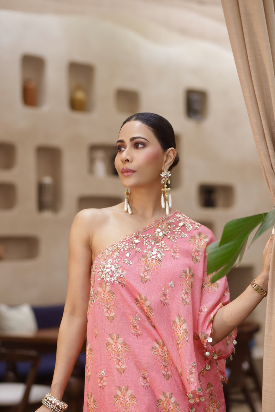 CY Gopi Vaid Elena Pink Pant Set Closeup 1