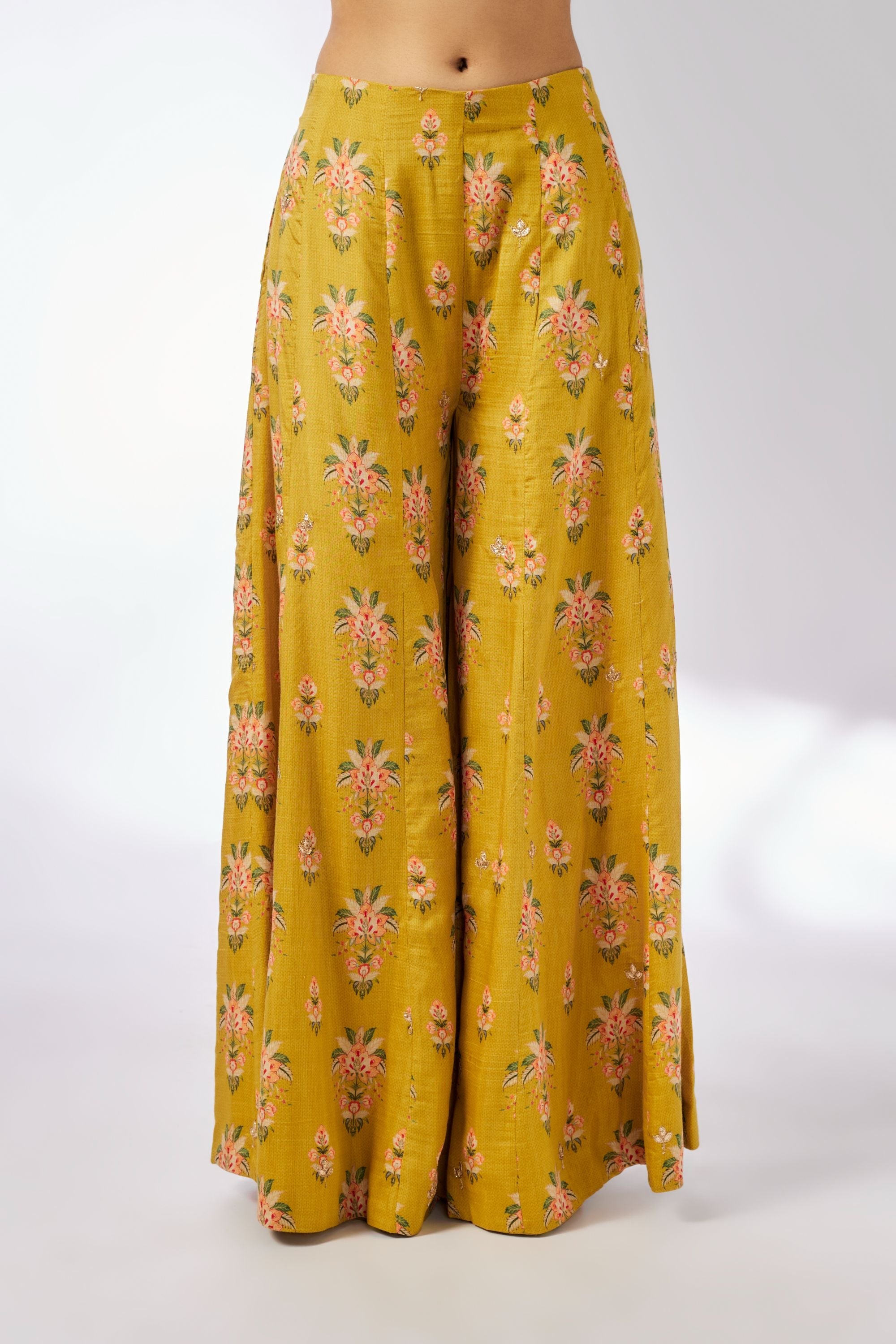 CY Gopi Vaid Jisha Mustard Pant Set Closeup 2