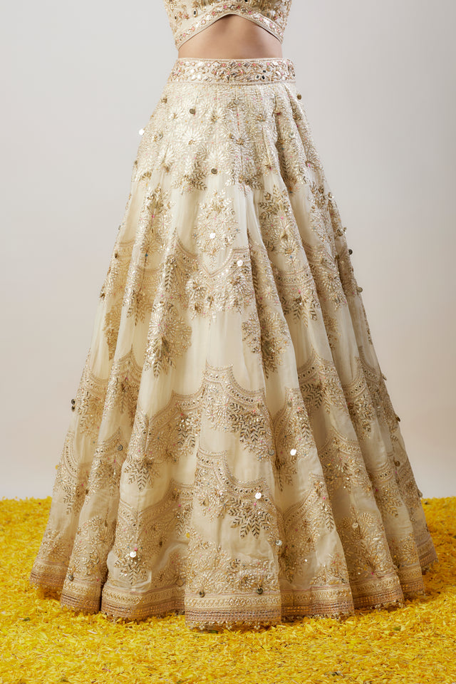 CY Gopi Vaid Karishma Lehenga Set Closeup 4