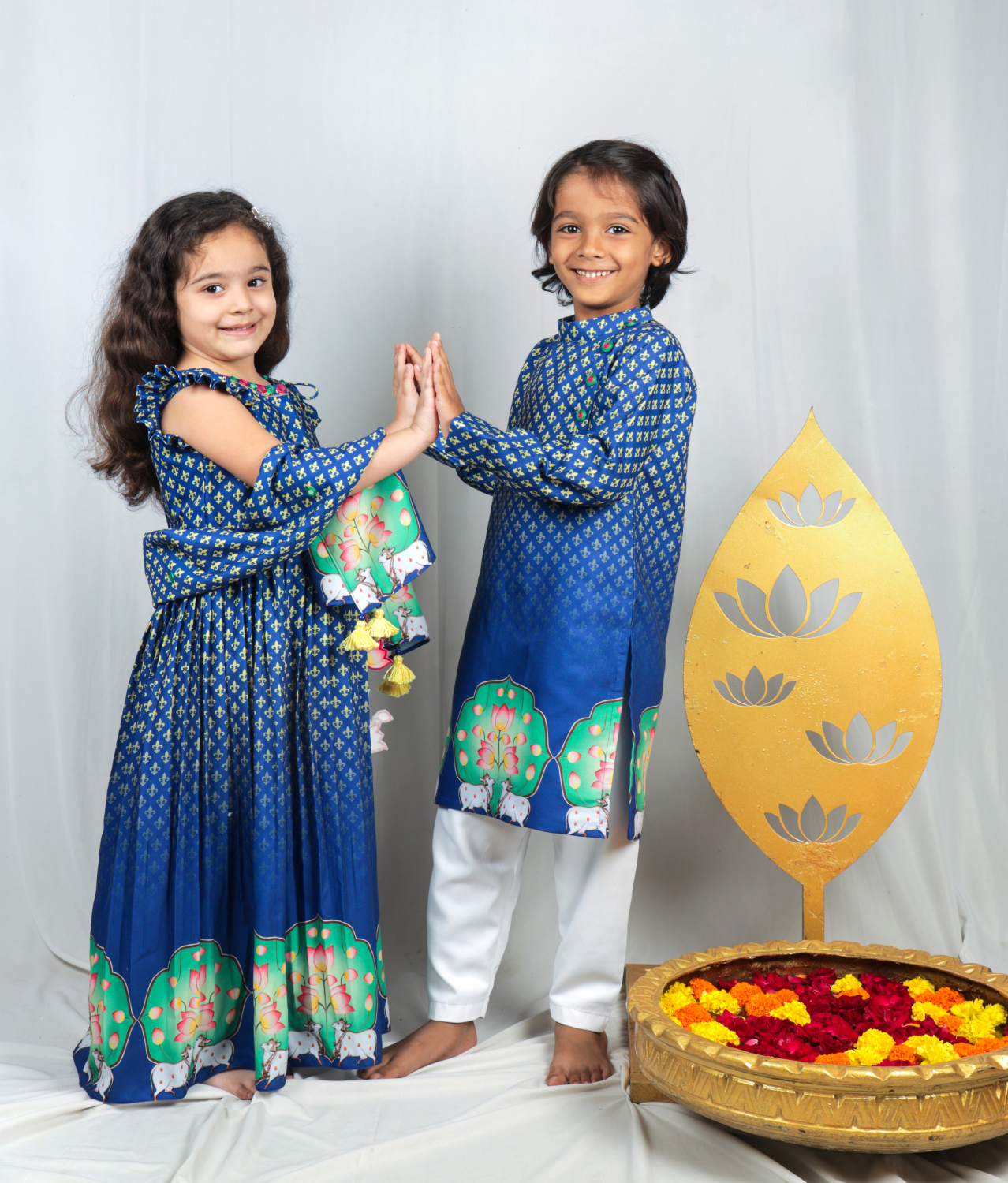 BLUE PICHWAI KURTA SET