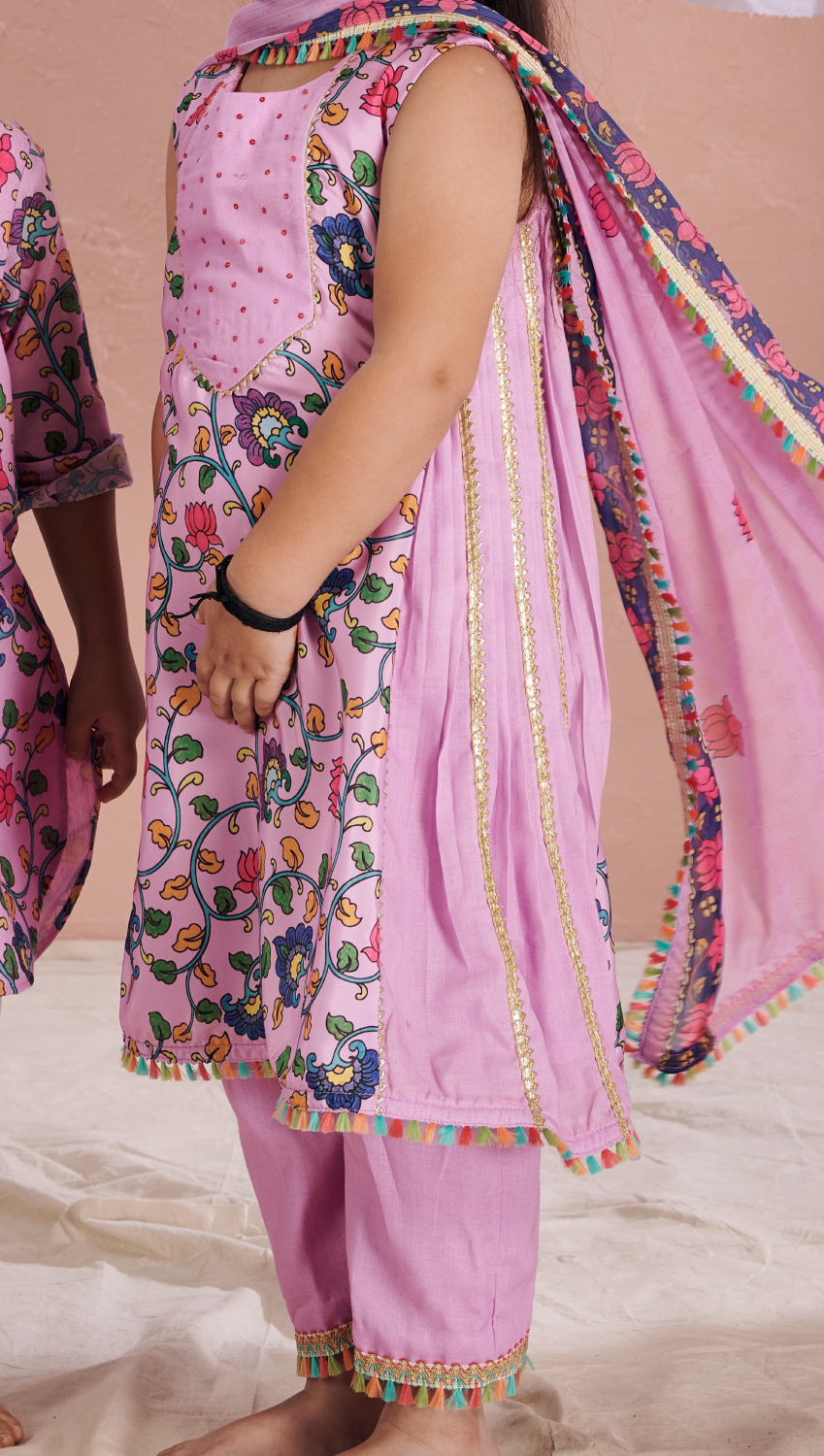 LAVENDER KALAMKARI SUIT SET