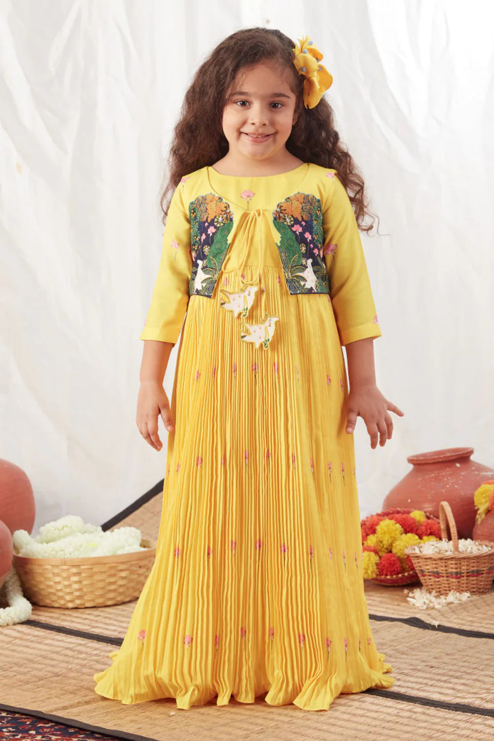 YELLOW PICHWAI ANARKALI JACKET SET