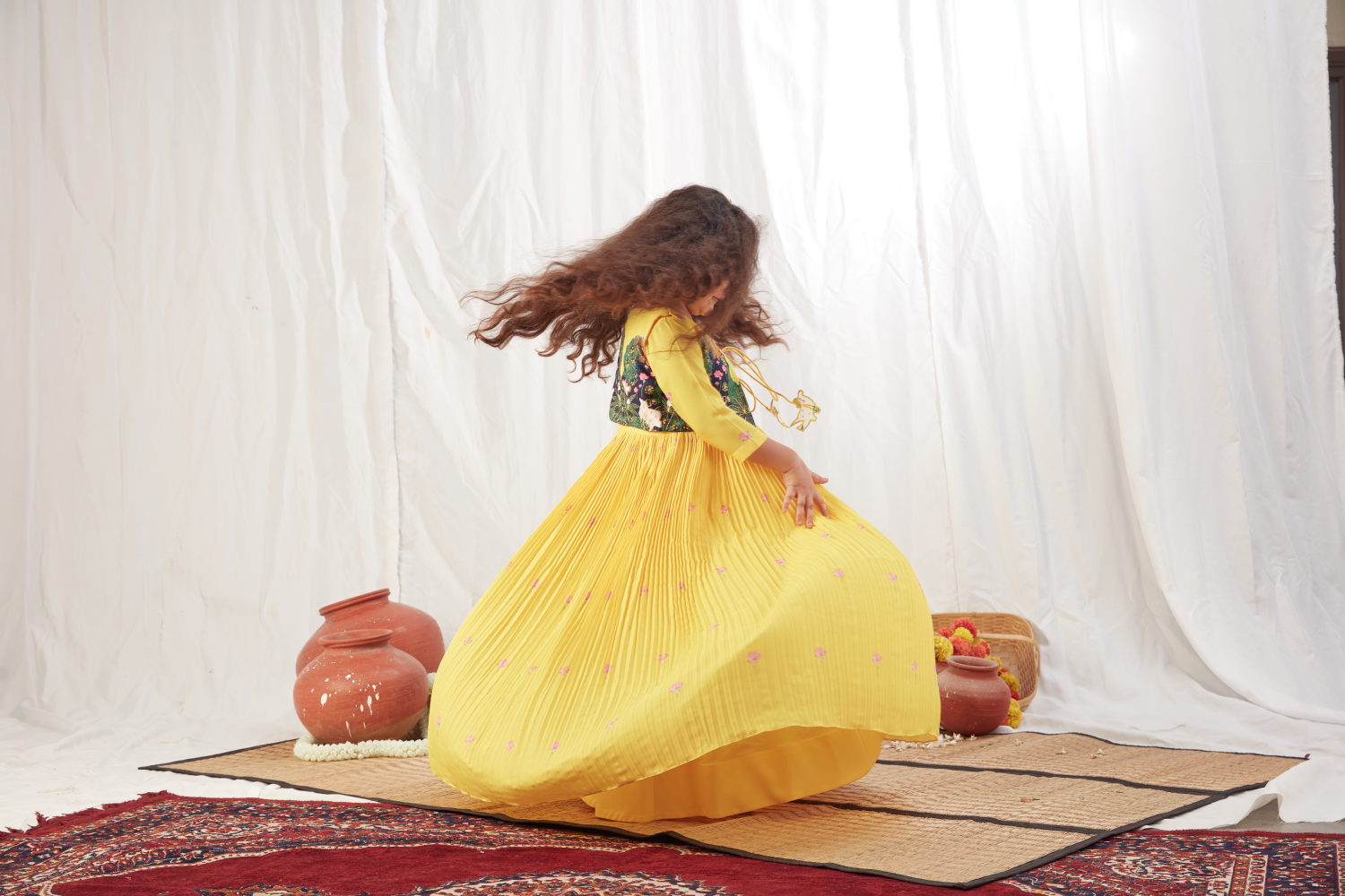 YELLOW PICHWAI ANARKALI JACKET SET