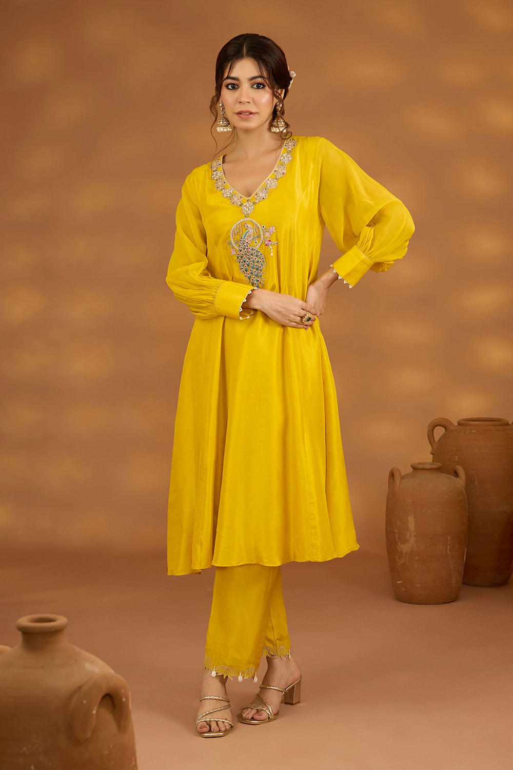 Sunehri Mayur bagh suit set