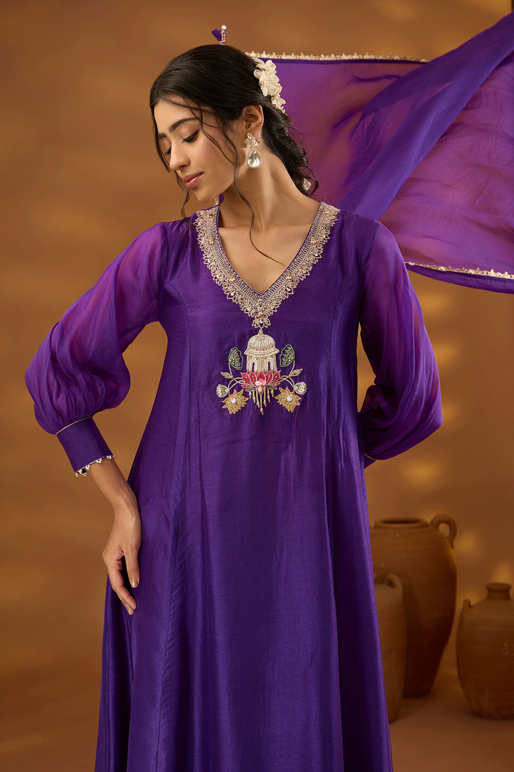 Kamal Talai Suit Set