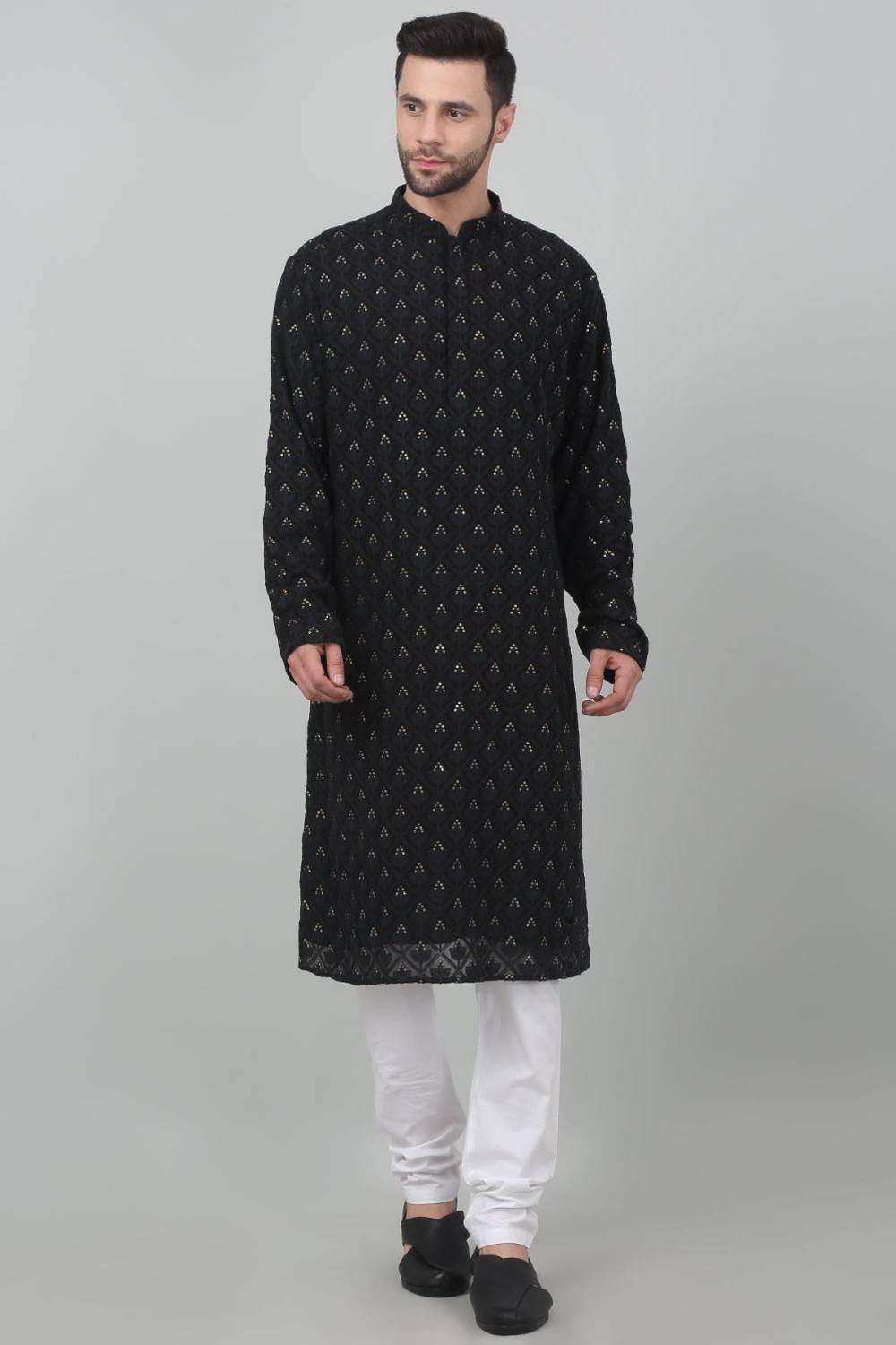 Jahaan Thread Embroidered Kurta Set