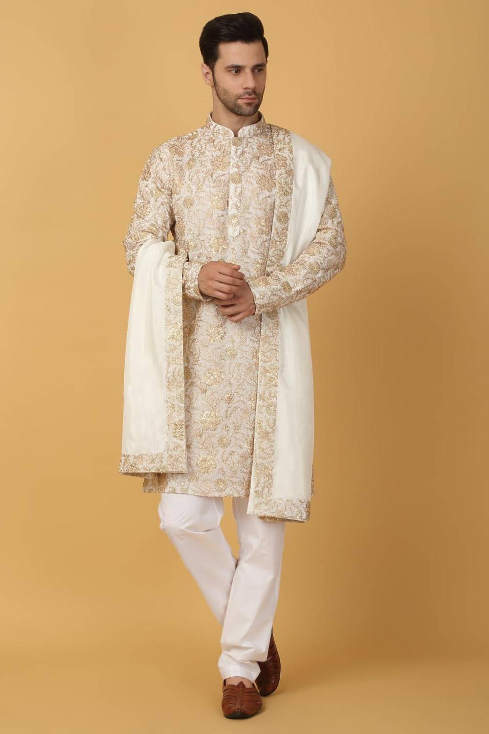 Zar Firdaus  Embroidered  Kurta  Set - Ivory