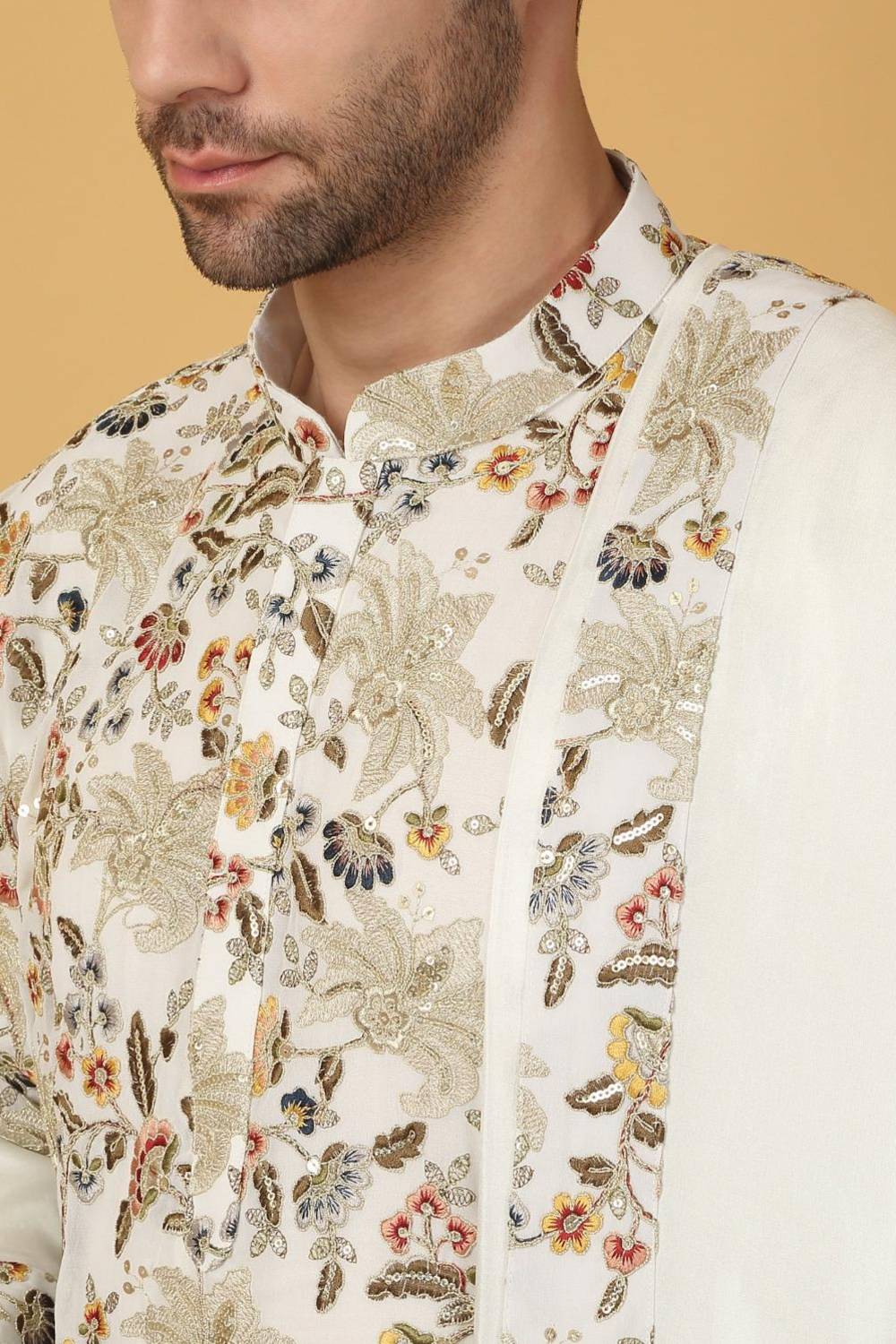 Aham Pushp Thread Embroidered Kurta Set - Ivory