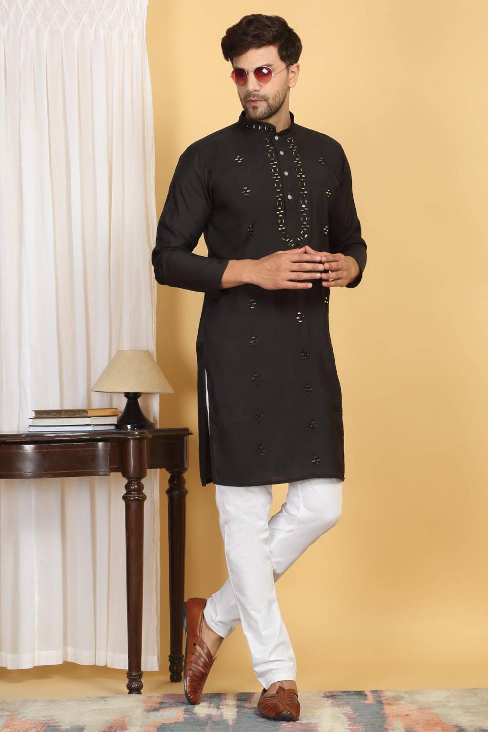 Swarna Mirror Work Kurta And Pant Set - Black