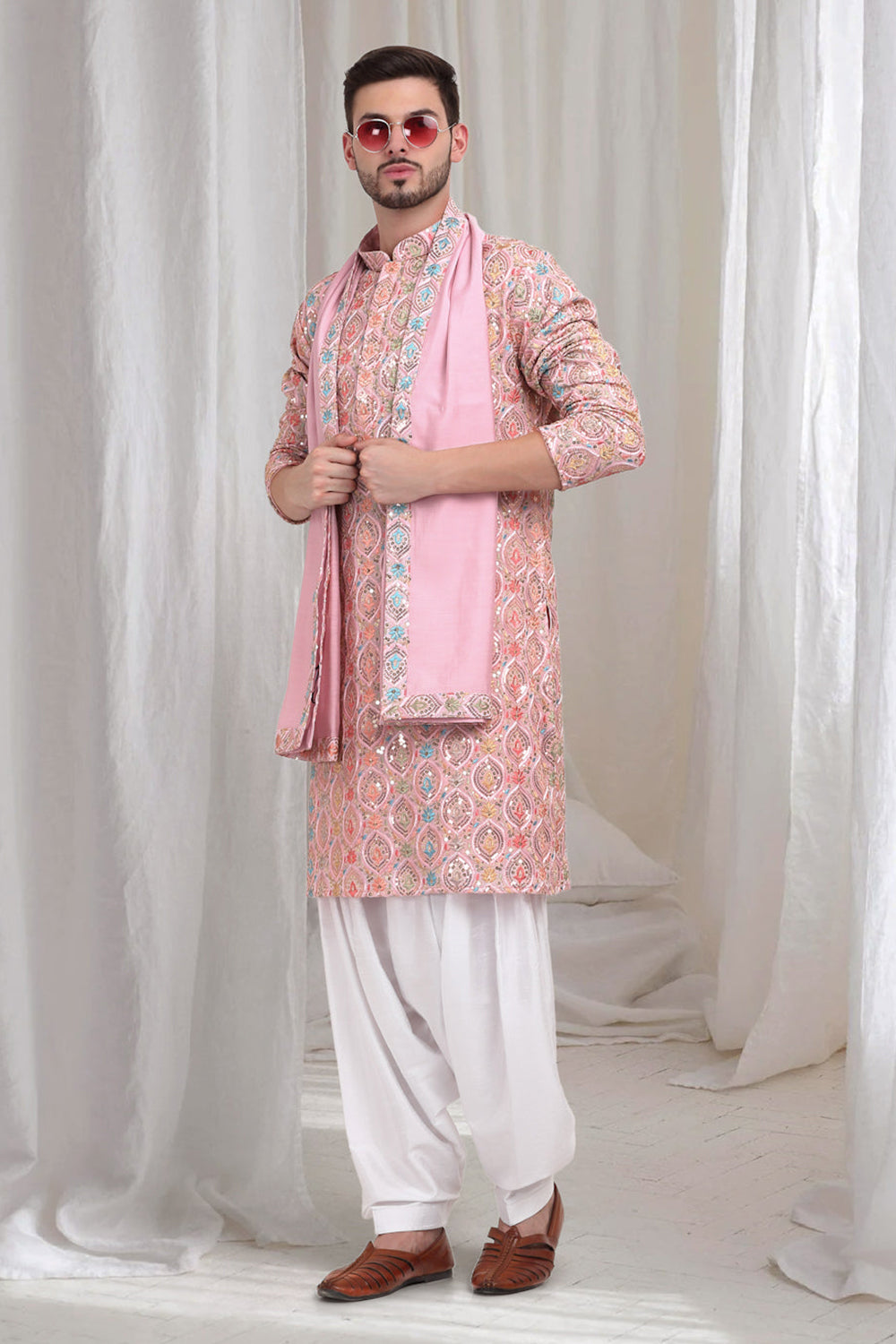 Samaroh Embroidered Leaf Kurta Patiala Set - Pastel Pink