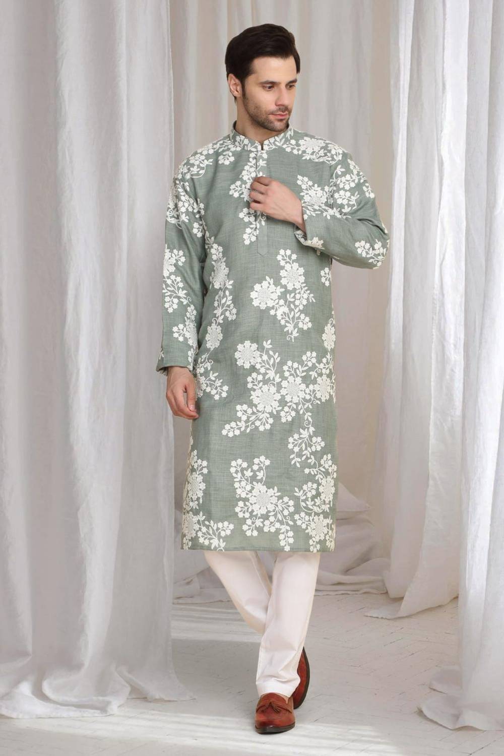Aham Gulistaan Embroidery Thread Kurta Set - Pastel Olive