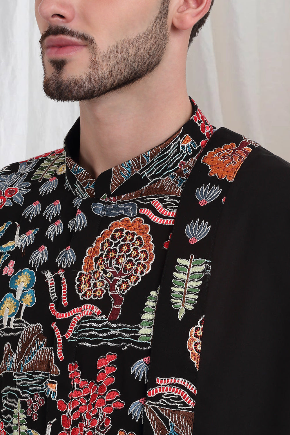 Tarnam Embroidered Nature  Kurta Pant Set - Black