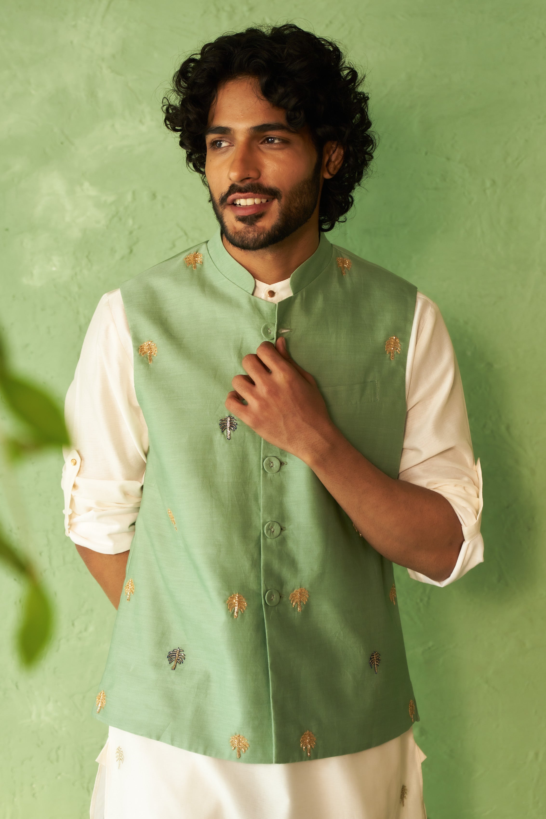 Embroidered Palm Tree Kurta Set with Nehru Jacket